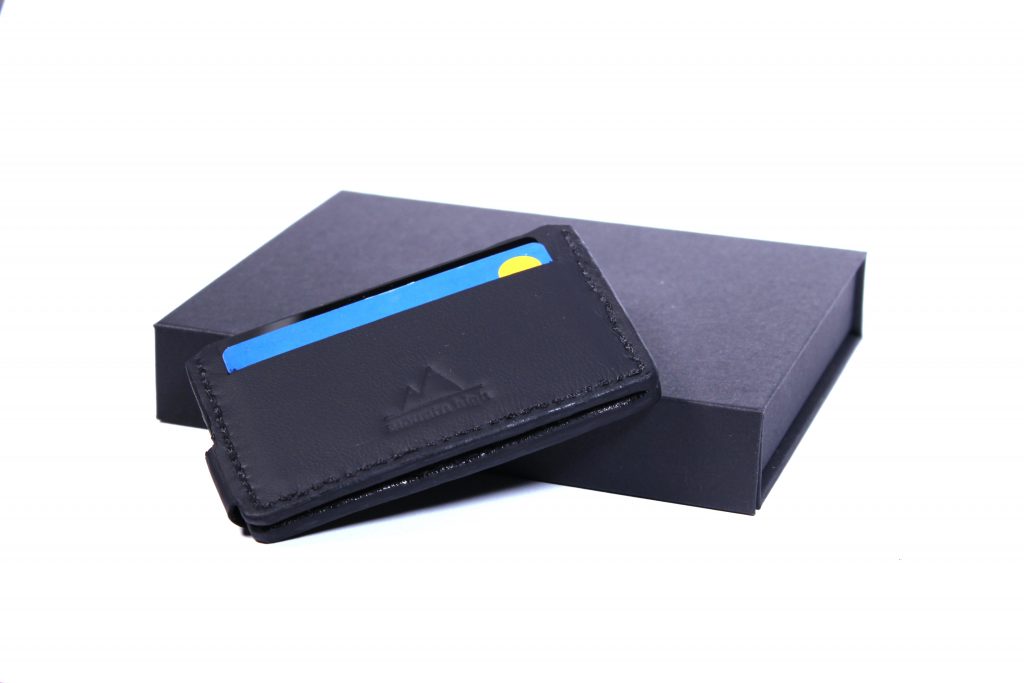 Mountain High Cardholder